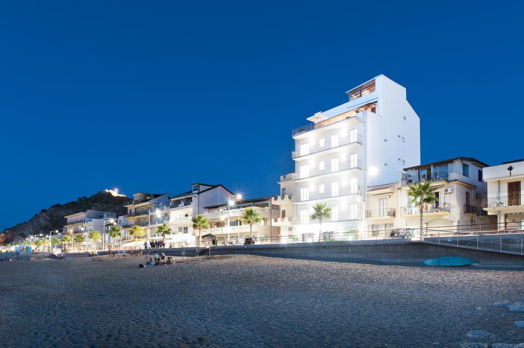 Vuelle Residence Apartments Капо-д'Орландо Экстерьер фото
